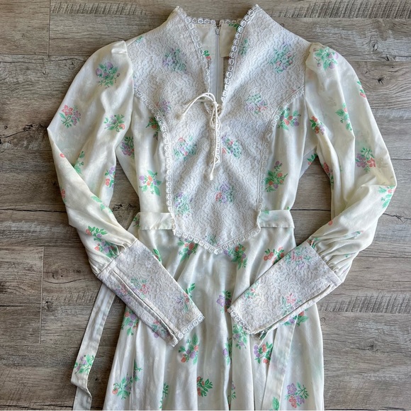 Vintage 1970’s Hippy Prairie Gunne Sax Style Long Sleeve Lace Maxi Dress - Picture 2 of 12